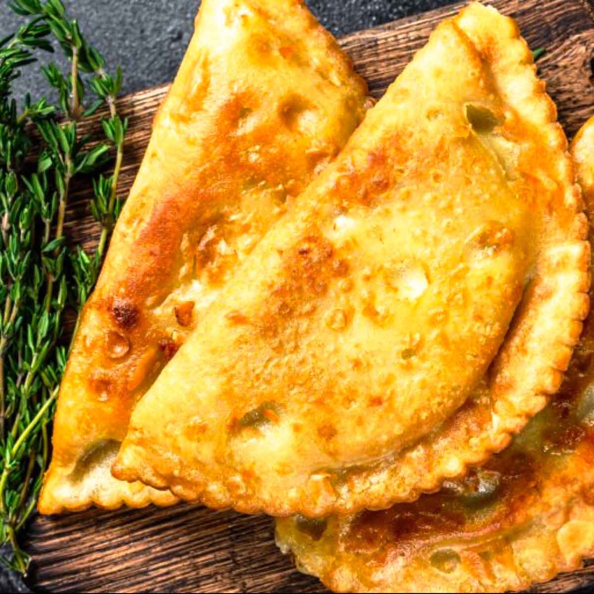 Чебурек с сыром