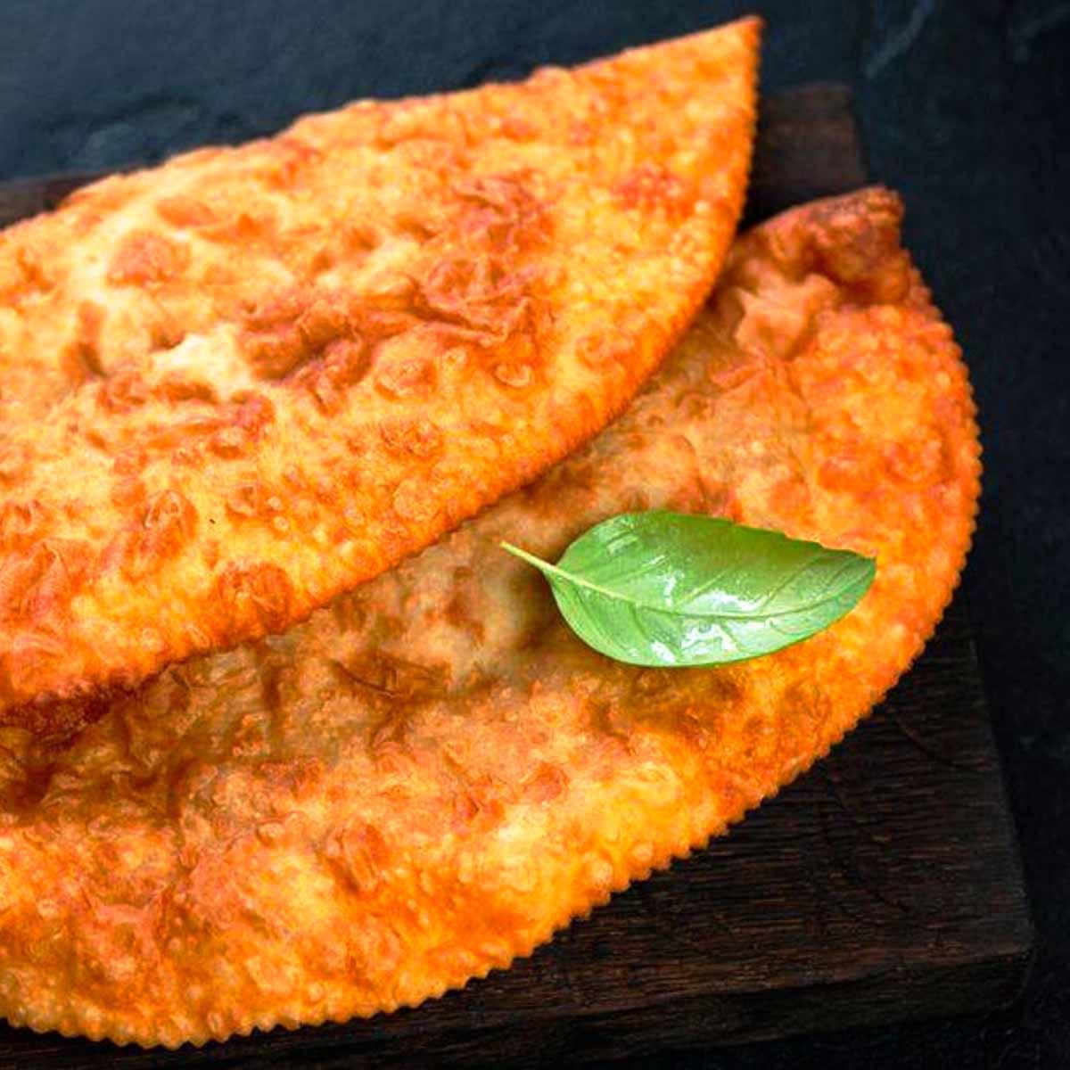 Чебуреки с мясом