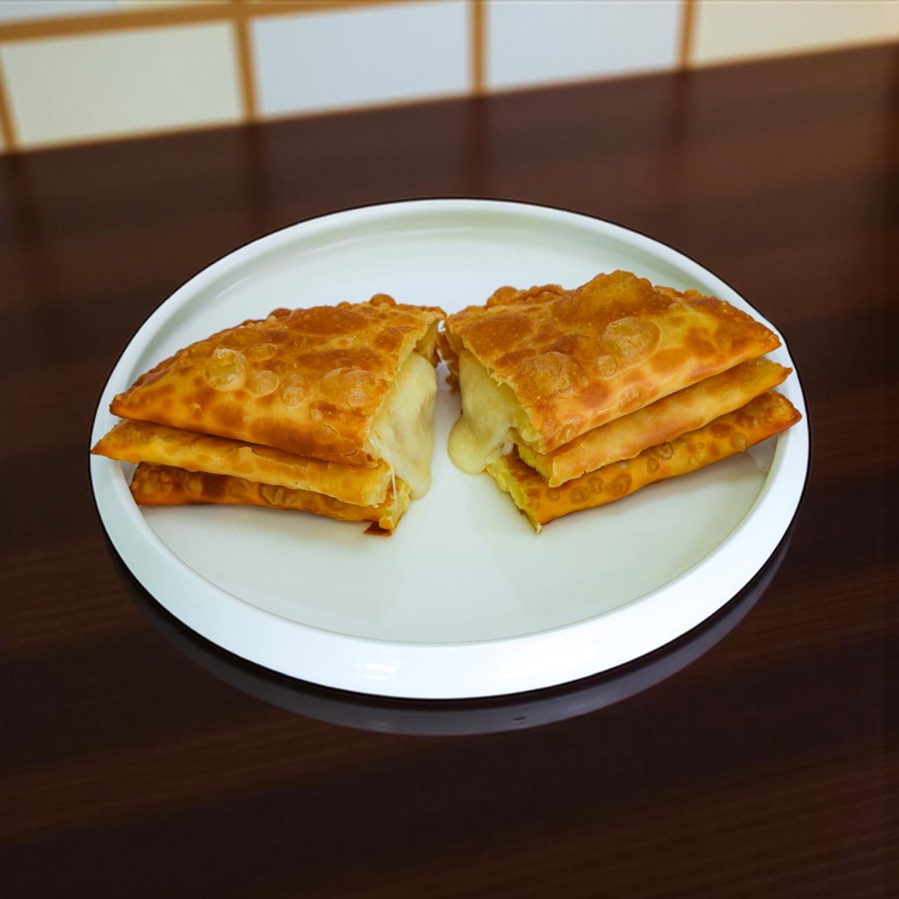 Чебурек с сыром готовый 1шт