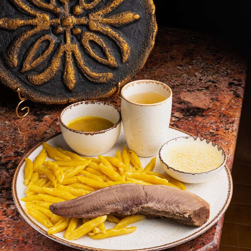 Галнаш с говяжьим языком